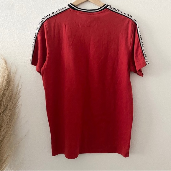 Guess Red Tee - Picture 3 of 3